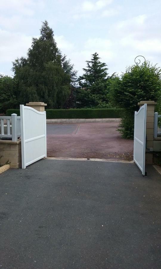 Chez Veronique Apartment Anguerny ภายนอก รูปภาพ